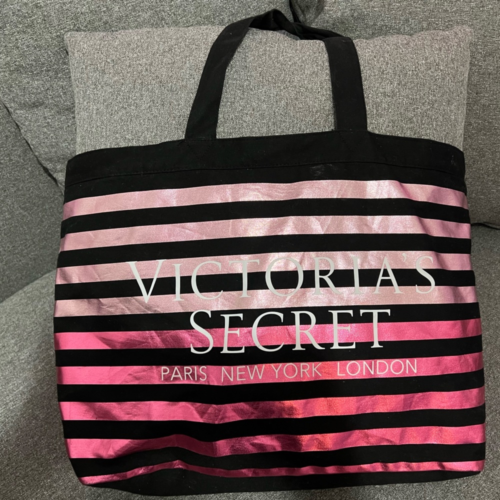 Victoria secret tote